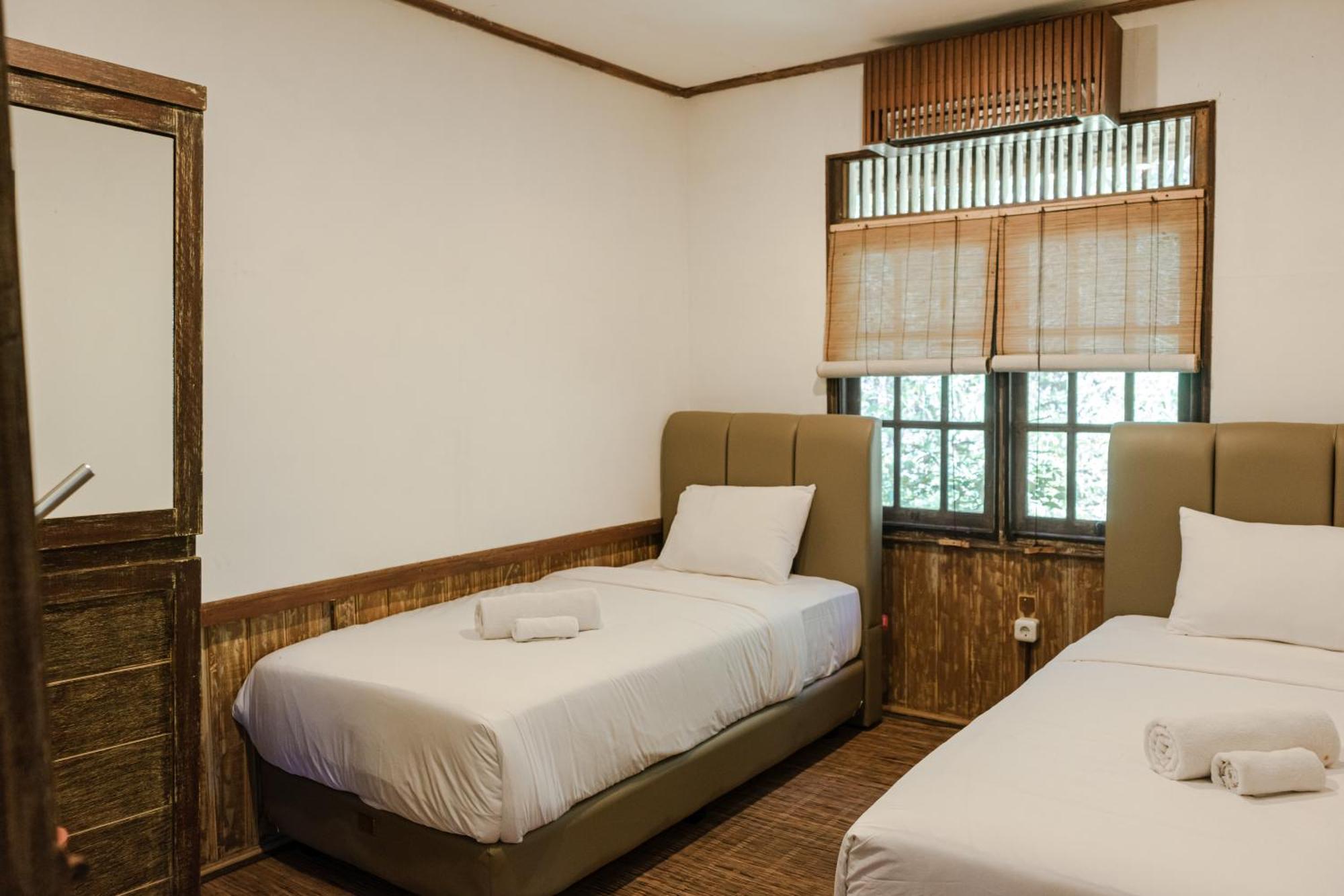 Menjangan Ecolodge - Chse Certified Banyuwedang Cameră foto